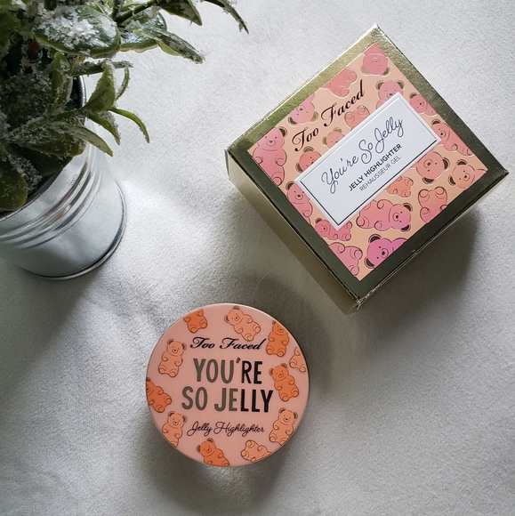 Too Faced Other - NEW TOO FACED YOURE SO JELLY HIGHLIGHTER